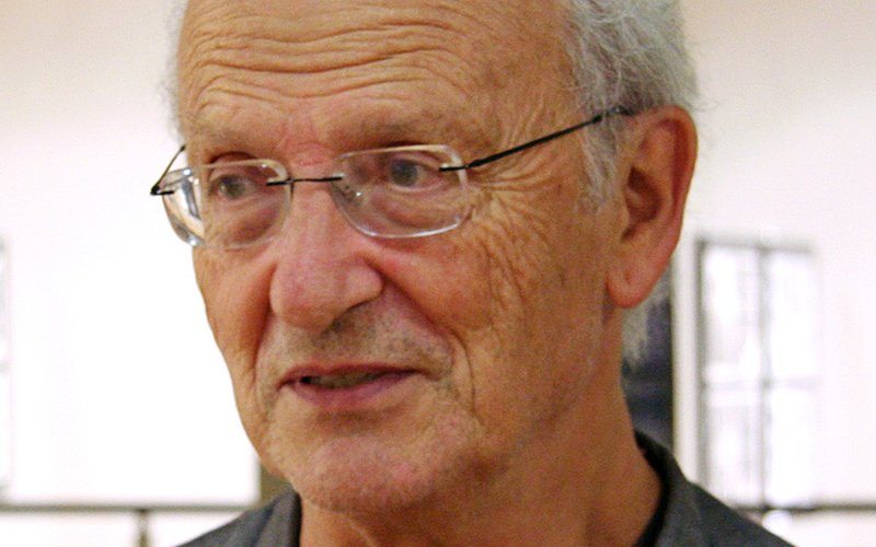 Бельгийский художник Леон Спилиаэрт провел 50 лет в одном доме, создав 5000+ рисунков одного вида из